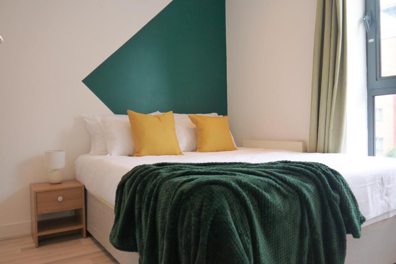 Апартаменты Perfect For Relocation & Business- Near Hospital Шефилд Экстерьер фото