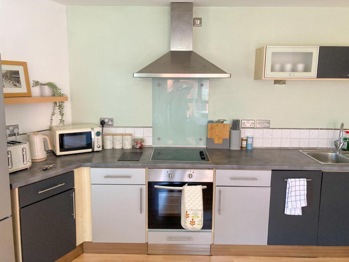 Апартаменты Perfect For Relocation & Business- Near Hospital Шефилд Экстерьер фото